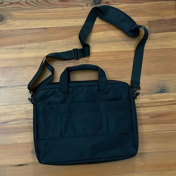 Hello Kitty Black  Laptop Case Messenger Bag Shoulder Strap 2011 - Picture 3 of 11